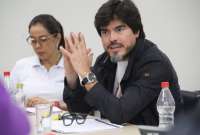 José De la Gasca, ministro de Gobierno, lidera la operación del Gobierno en las zonas afectadas por el temblor en Esmeraldas. 