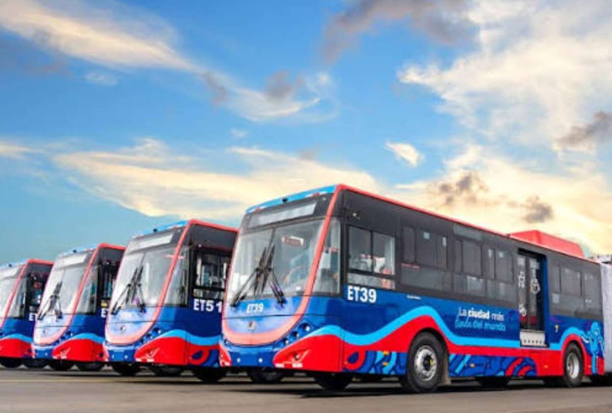 Los 60 trolebuses el&eacute;ctricos adquiridos por el Municipio de Quito entraron progresivamente en operaci&oacute;n.