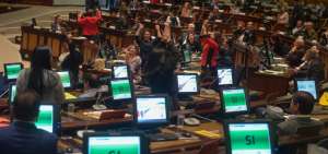 El 3 de diciembre pasado, la Asamblea Nacional aprob&oacute; las reformas al C&oacute;digo de la Democracia. Con los cambios implementados se busca, entre otras cosas, una mayor equidad de g&eacute;nero. 