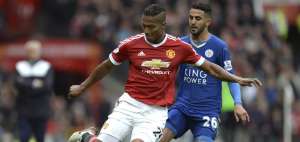 Leicester empata ante el United y pospone su conquista del t&iacute;tulo