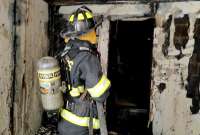 El incendio se produjo en un edificio en el sector de El Batán.