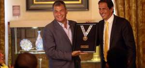 Barcelona almorz&oacute; con el Presidente Correa en Carondelet