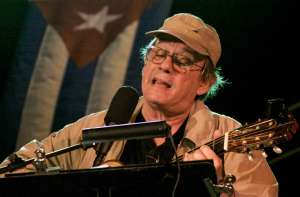 Silvio Rodr&iacute;guez: "Cuba s&iacute;, yanquis tambi&eacute;n"