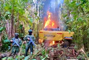 En seis provincias del Ecuador se realizaron 11 operativos contra la miner&iacute;a ilegal. 