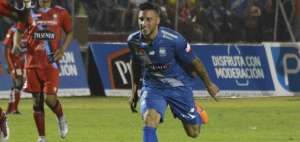Emanuel Herrera saldr&iacute;a de Emelec