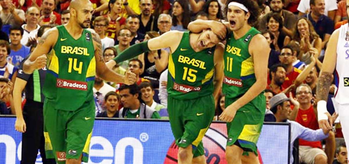 Espa&ntilde;a y Brasil buscan un puesto en cuartos de final del basquetbol