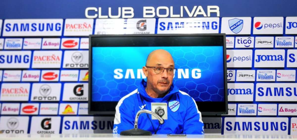 Alfredo Arias debuta con dos derrotas en el f&uacute;tbol boliviano