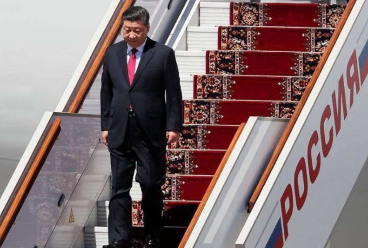 Presidente chino llega a Rusia