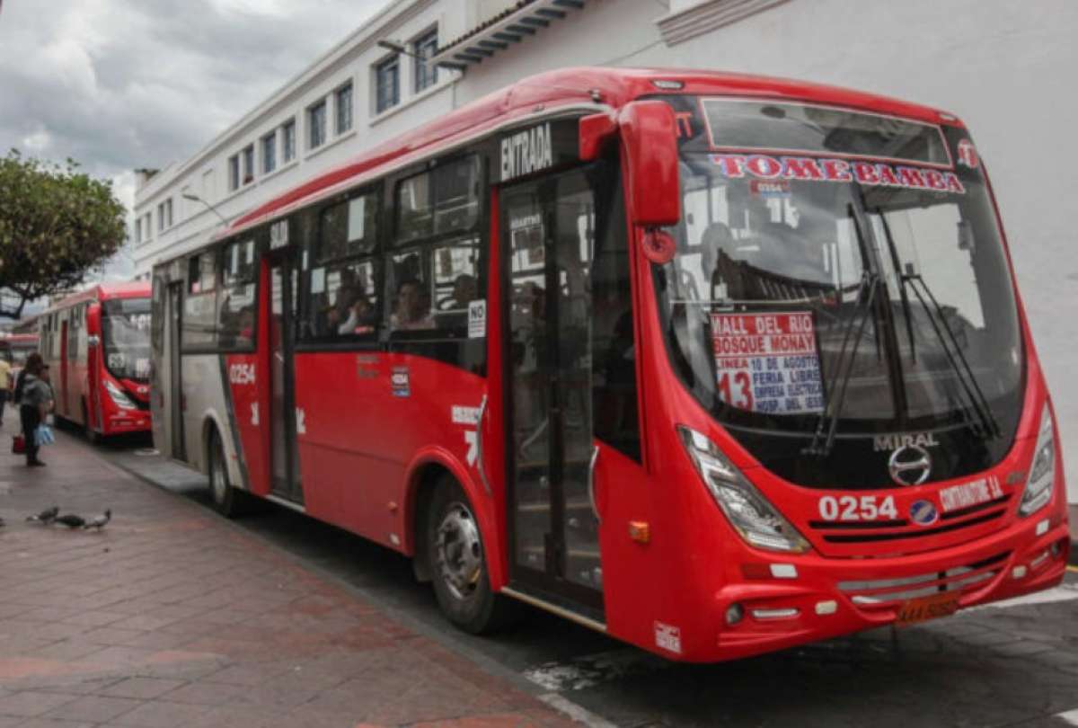 La nueva tarifa del transporte regir&iacute;a desde el 1 de enero de 2026, en medio de cuestionamientos financieros y un ambicioso plan de mejoras al transporte p&uacute;blico.