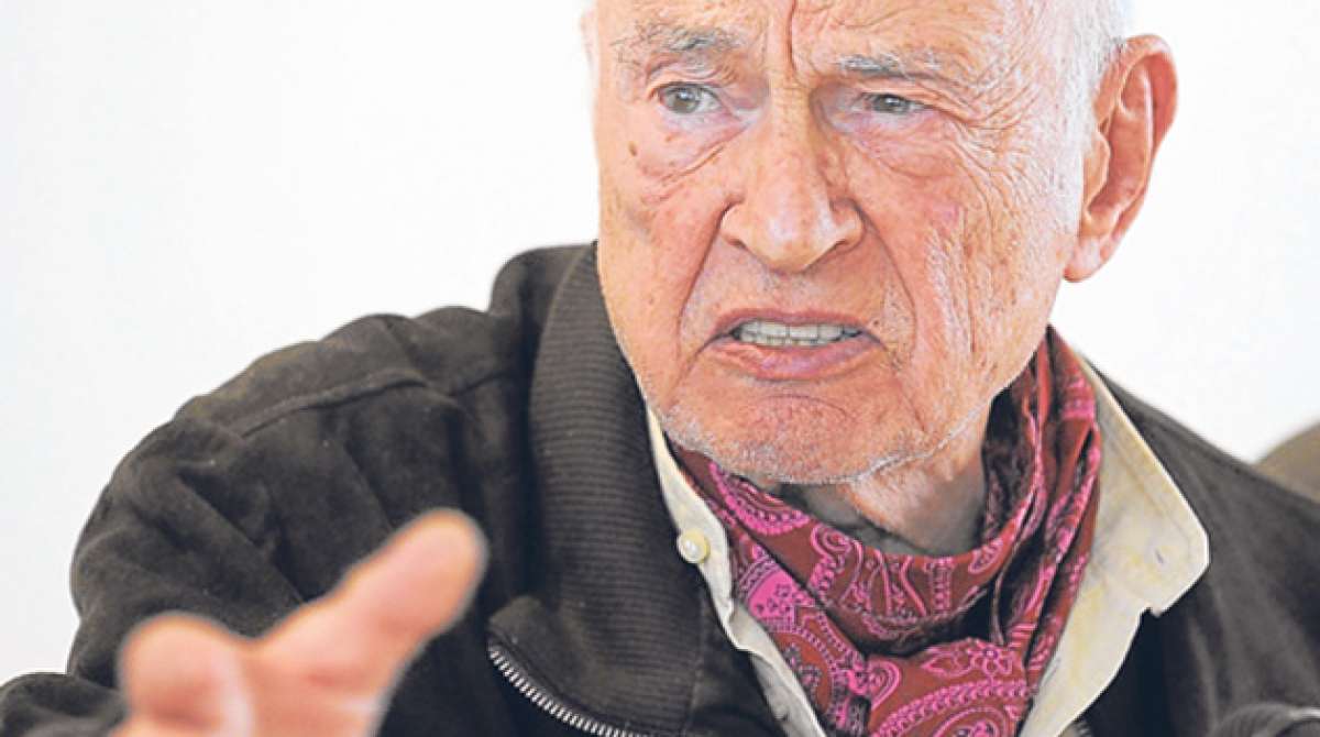 El soci&oacute;logo y fil&oacute;sofo franc&eacute;s Edgar Morin, asiduo estudioso del cine, estuvo en Quito, en 2012, para dictar un ciclo de conferencias sobre pensamiento complejo. Foto: Santiago Aguirre