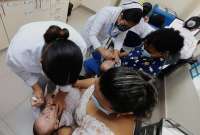 Hospital Monte Sinaí implementa vacunatorio para inmunizar a neonatos