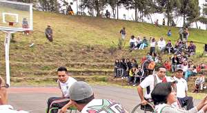 Los deportistas de Guayas y Chimborazo disputaron el primer lugar en este torneo en el que participaron delegaciones de otras 5 provincias. Foto: Elizabeth Maggi / para El Tel&eacute;grafo