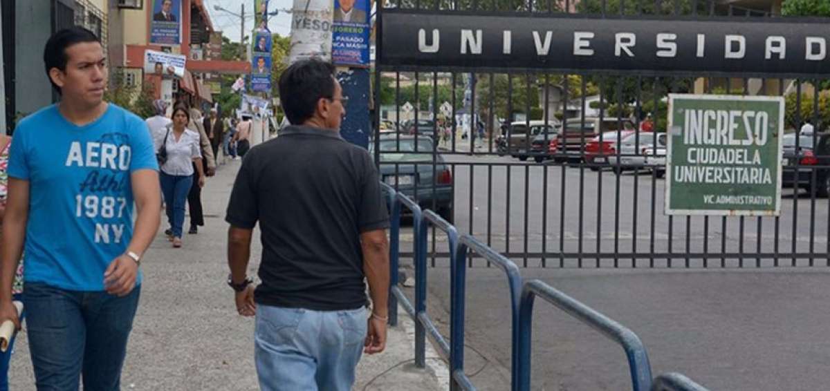 Lasso dijo "No" al libre ingreso a la universidad en 2013