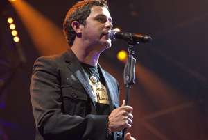 &lsquo;Sirope&rsquo;, el nuevo disco de Alejandro Sanz, saldr&aacute; a la venta el 4 de mayo