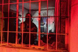 En Quito, alertas permitieron sofocar un incendio y atender un accidente de tránsito