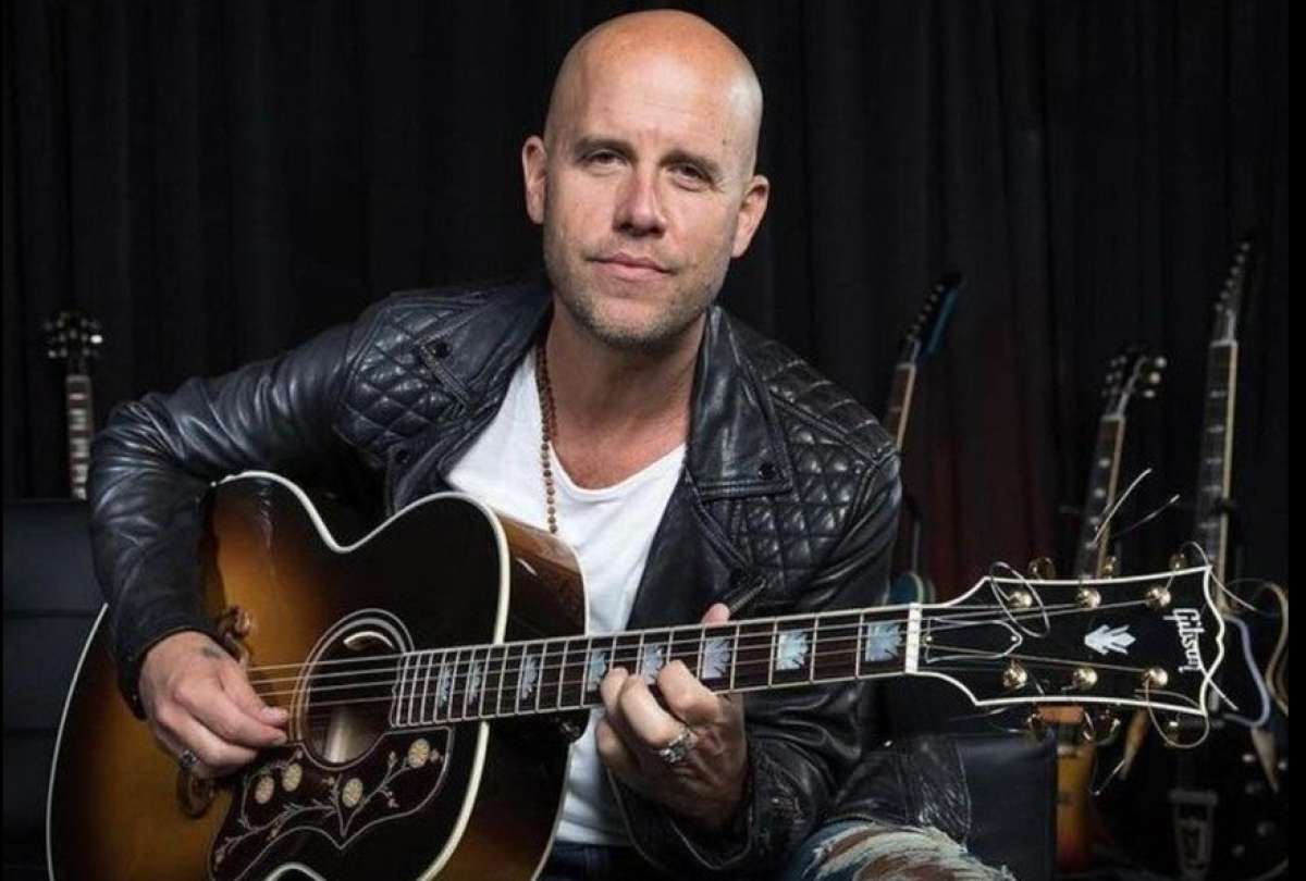 El reconocido cantautor peruano está de gira por Ecuador. En entrevista exclusiva con El Telégrafo, habló sobre su carrera, su más reciente álbum y los conciertos que ofrecerá en el país.