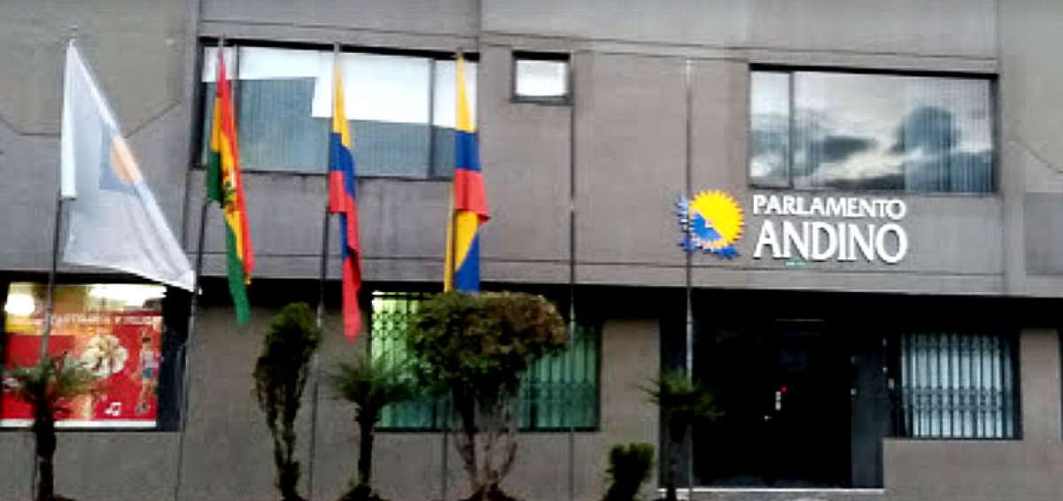 Ecuador destina al Parlamento Andino $ 2 millones anuales