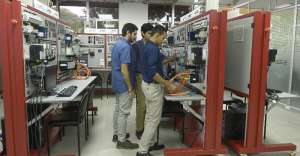 La empresa estadounidense Rockwell contribuy&oacute; con el financiamiento del Laboratorio de Automatizaci&oacute;n de la Espol.
