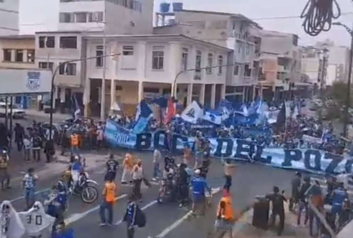 Barras de Emelec se enfrentaron antes del Cl&aacute;sico del Astillero