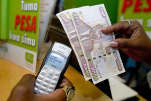 Dinero electr&oacute;nico: realidad cercana en Per&uacute; y &eacute;xito en Kenia