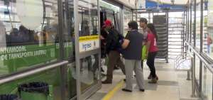 El servicio de transporte se reanudar&aacute; en la ciudad austral con medidas de seguridad definidas y un sistema de pago electr&oacute;nico en los buses.