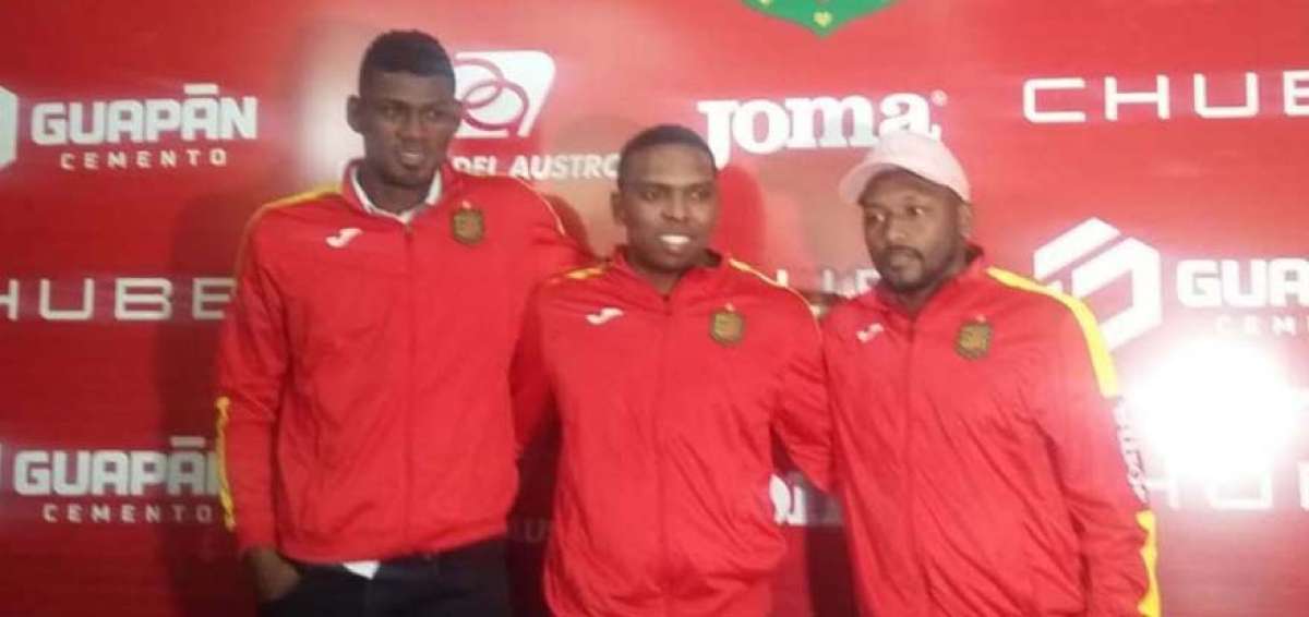 Rub&eacute;n Cang&aacute;, Gabriel Corozo y Jhonatan Gonz&aacute;lez son las primeras contrataciones del Deportivo Cuenca para la temporada 2019.