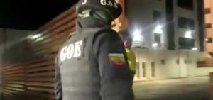 Miembros del GOE participaron del operativo policial en Manab&iacute;.