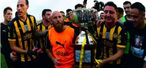Pe&ntilde;arol se consagr&oacute; campe&oacute;n del torneo de apertura en Uruguay