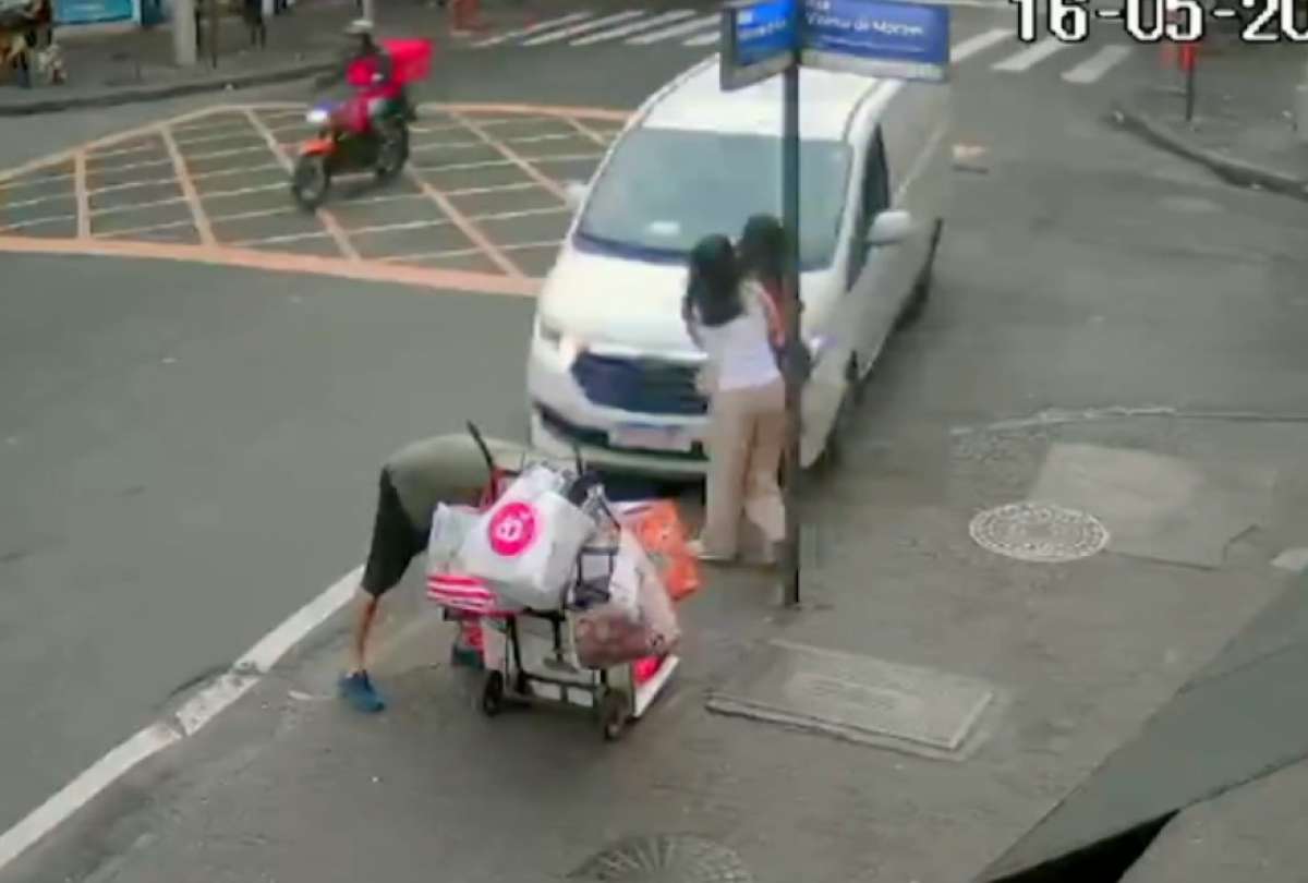El accidente qued&oacute; grabado por c&aacute;maras y provoc&oacute; una fuerte movilizaci&oacute;n de equipos de emergencia.