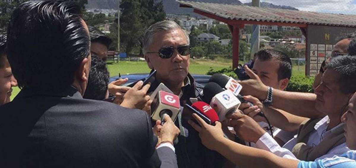 Tito Manjarrez deja la presidencia de El Nacional