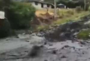 Movimiento en masa activa respuesta de emergencia en el sur de Quito