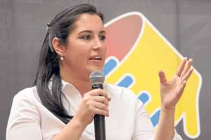 Paola Carvajal Ayala. Profesi&oacute;n: Ingeniera Civil, con un diplomado en Seguridad y especialidad en transportes. Nacionalidad: Ecuatoriana. Experiencia: Fue directora de la ANT. Foto: Cortes&iacute;a│Presidencia de la Rep&uacute;blica