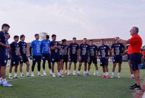 Revise las opciones para mirar el partido entre Paraguay y Ecuador