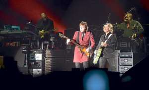 Paul McCartney toc&oacute; 40 canciones el 28 de abril pasado en la Casa Blanca, de Quito. Foto: Santiago Aguirre / El Tel&eacute;grafo