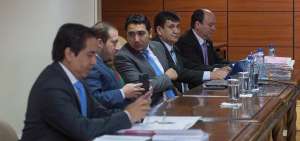 Ayer el fiscal general, Carlos Baca (primero a la derecha), fue asistido por el fiscal Wilson Toainga (a su lado).