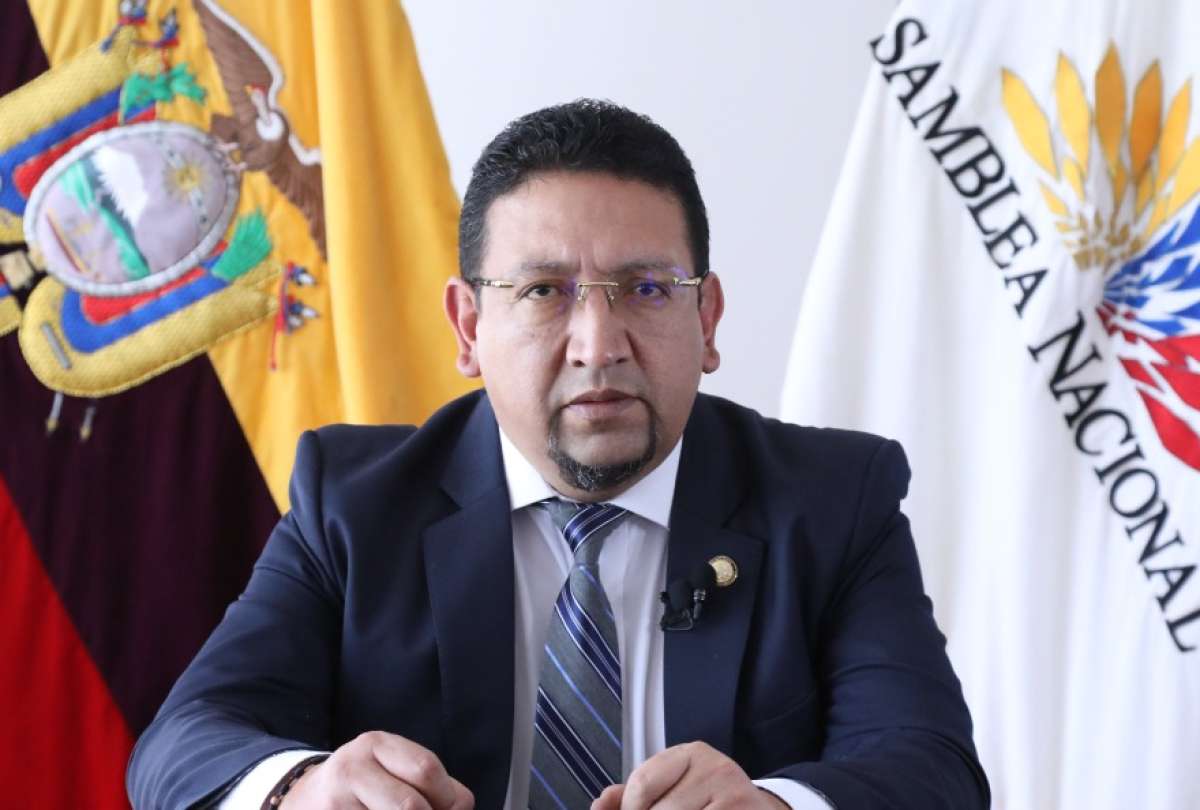 Virgilio Saquicela insistirá en la posesión de los nuevos vocales del CPCCS.