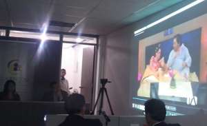 La parte accionante solicit&oacute; la reproducci&oacute;n de prueba audiovisual dentro de la audiencia. Foto: Supercom