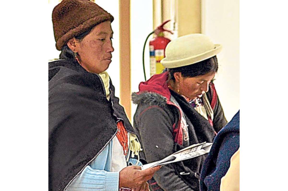 T&eacute;cnicos de salud en Ambato hablan quichua