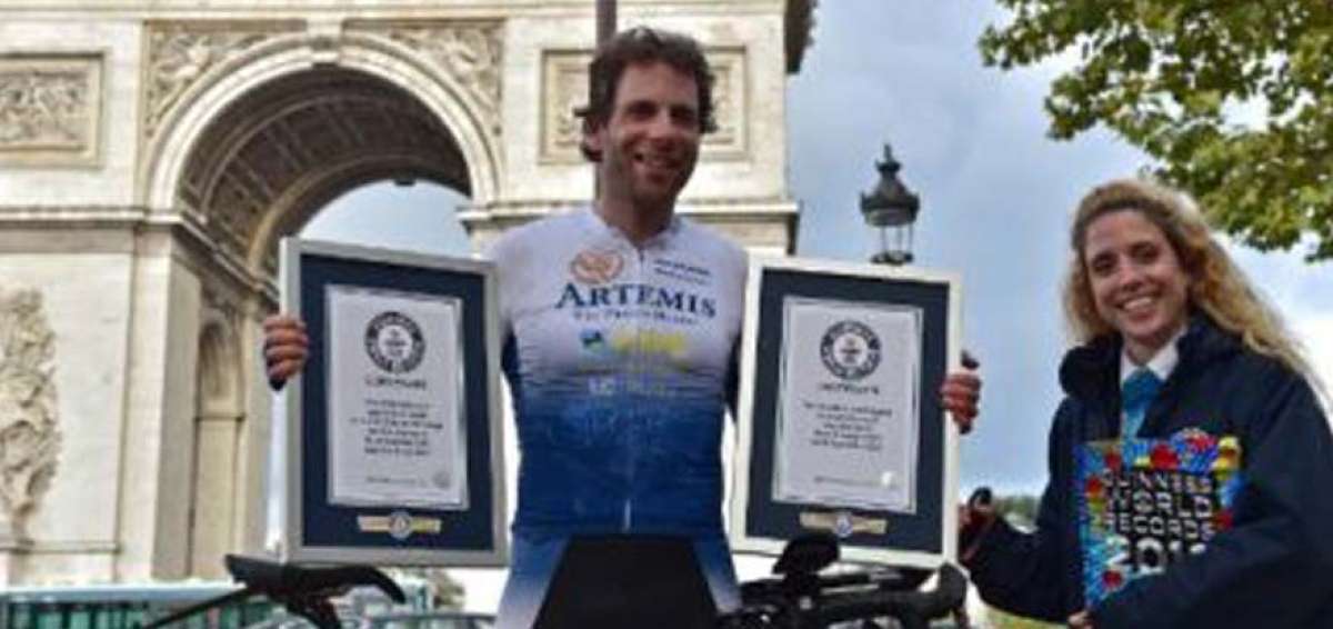 Un ciclista brit&aacute;nico bate el r&eacute;cord al dar la vuelta al mundo en menos de 79 d&iacute;as