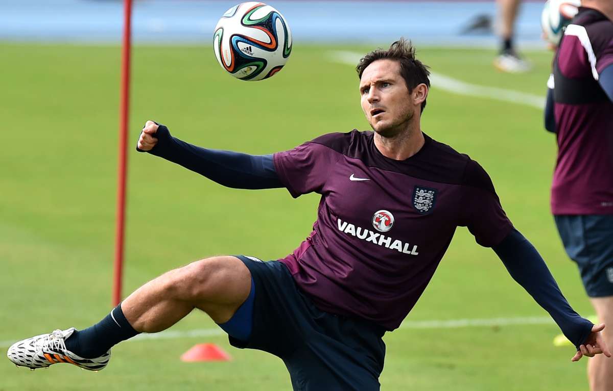 Frank Lampard confirma su retirada de la selecci&oacute;n inglesa