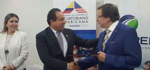 Jorge Guevara, presidente de Amcham Manab&iacute;, y Eduardo Egas Pe&ntilde;a, presidente de Corpei.