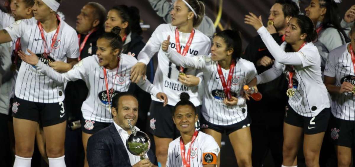   En el f&uacute;tbol la brecha de g&eacute;nero todav&iacute;a es enorme y figura como uno de los mayores obst&aacute;culos para el crecimiento de la modalidad, tanto en Brasil como en toda Suram&eacute;rica.