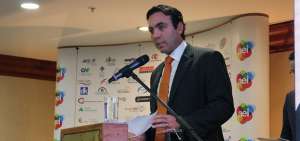 El Ministro de Comercio Exterior particip&oacute; en la entrega de las propuestas para la ley de emprendimiento.