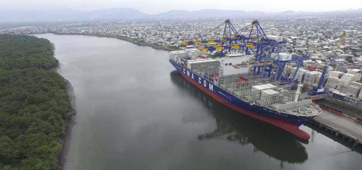 El Rodolphe atrac&oacute; el mes pasado en el muelle de TPG, cuando hab&iacute;a una profundidad en el canal de 9,4 metros. Zarp&oacute; con un calado de 9,2 metros.