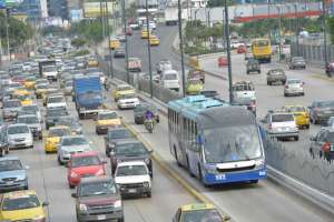 La troncal 2 (consorcio Metroexpress) comenz&oacute; a operar desde febrero de 2013. Los recorridos de articulados y alimentadores han variado frecuentemente. Foto: William Orellana / El Tel&eacute;grafo