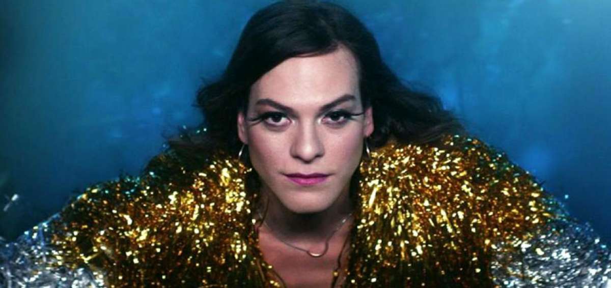 La actriz chilena Daniela Vega acumul&oacute; con el Platino un nuevo galard&oacute;n por su interpretaci&oacute;n en Una mujer fant&aacute;stica y se llev&oacute; los aplausos.