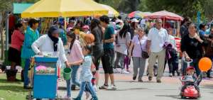 El espacio p&uacute;blico es uno de los pocos lugares en donde se puede ver la diversidad de los actores urbanos.