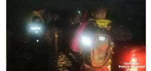 Personal policial y bomberil rescat&oacute; a los extraviados.
