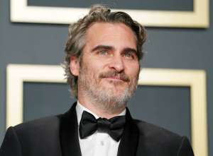 Joaquin Phoenix negocia para protagonizar la nueva pel&iacute;cula de terror de Ari Aster