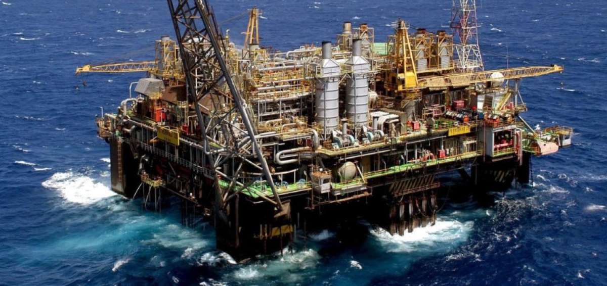 El precio del petr&oacute;leo en alza por quinto d&iacute;a consecutivo
